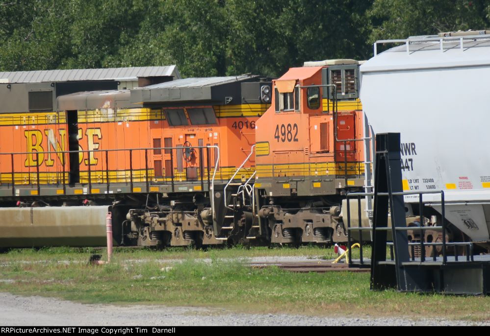 BNSF 4016